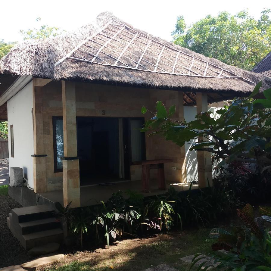 Jemeluk Beach Bungalows Amed Екстериор снимка