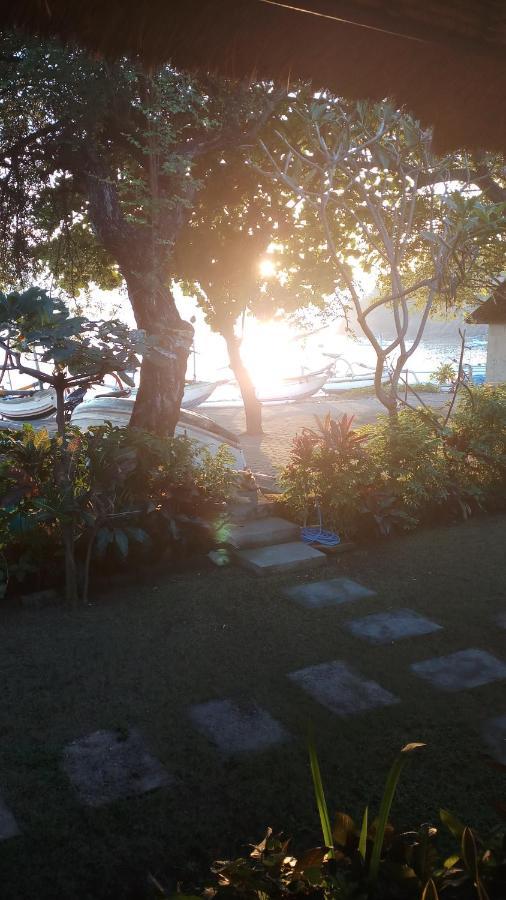 Jemeluk Beach Bungalows Amed Екстериор снимка