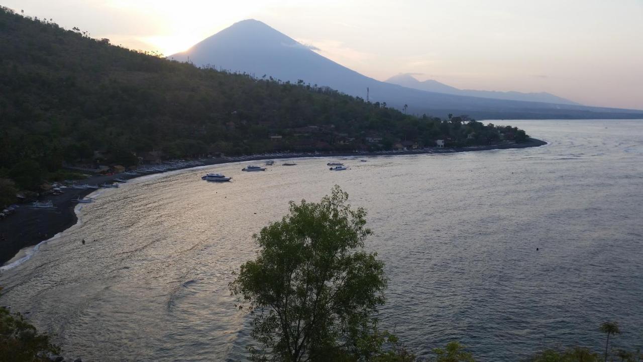 Jemeluk Beach Bungalows Amed Екстериор снимка
